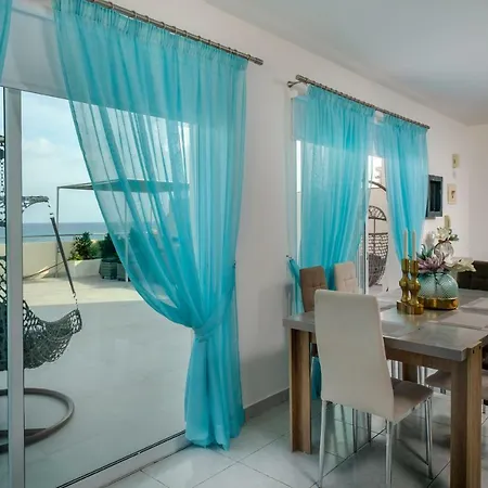 The Coral Penthouse Apartment
