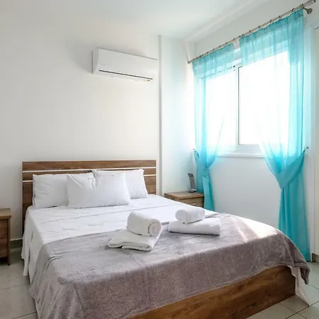 The Coral Penthouse Daire Larnaca