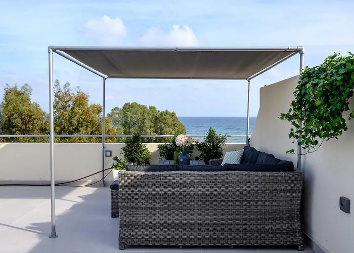 The Coral Penthouse Appartamento Larnaca